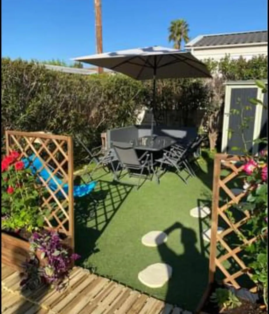 L Eden Hotel Hyeres 0*,