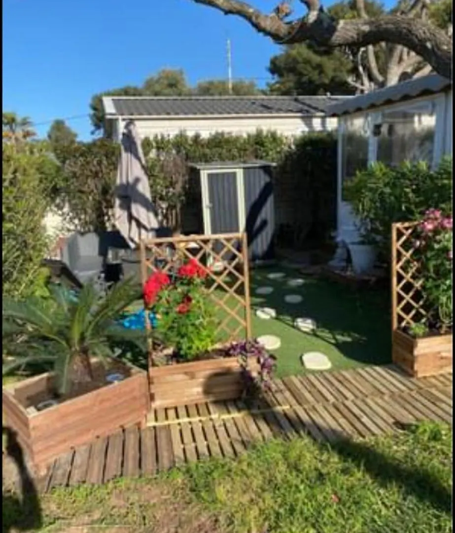 L Eden Hotel Hyeres Campsite